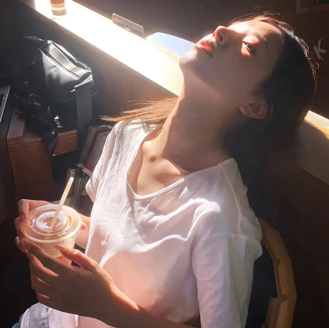 隔窗恋爱